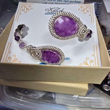 Silver Bracelet with Amethyst on a gift box