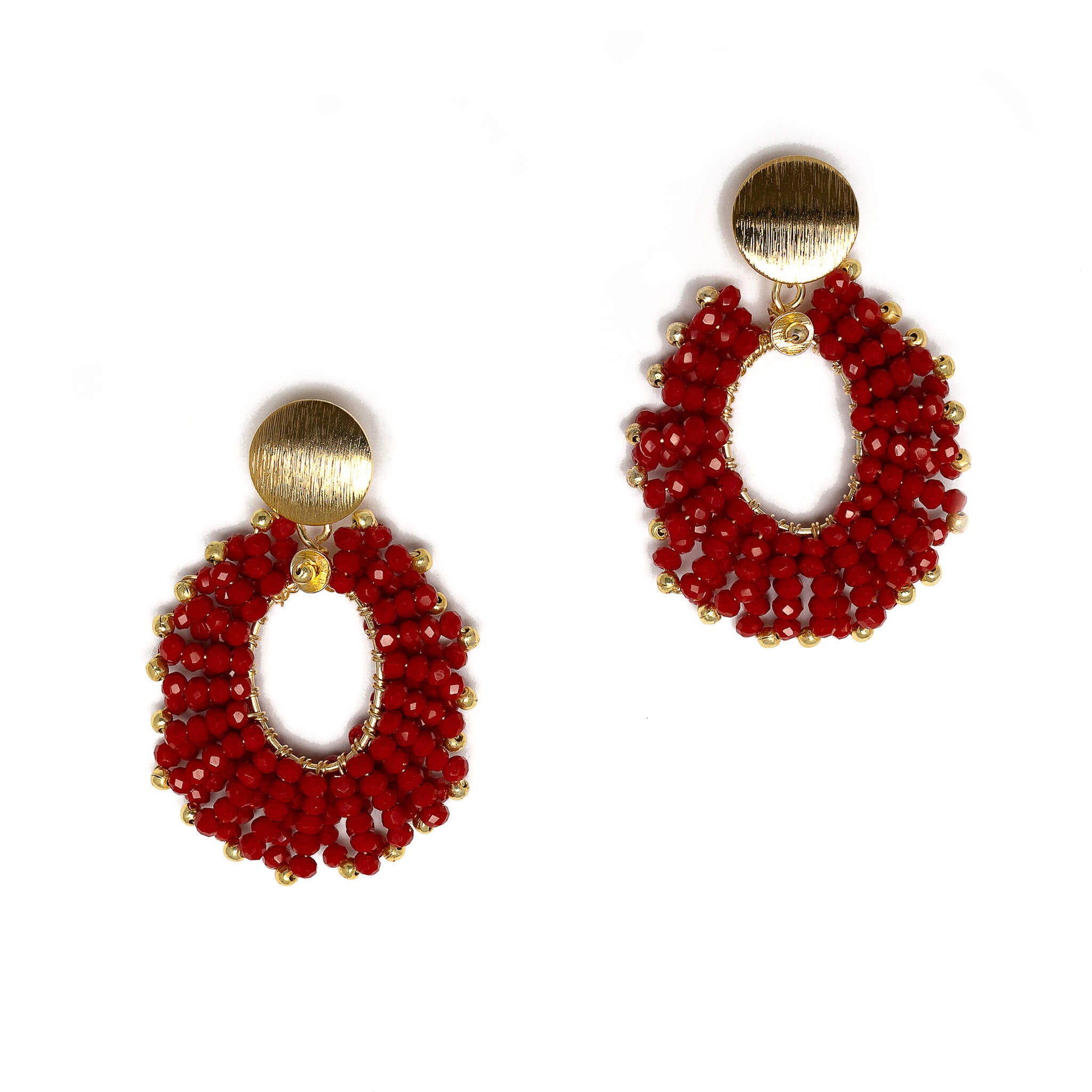 The Lyon earrings are 1.75 inches long. Gold and red earrings. Handmade with non-tarnish gold plated wire and Czech seed bead crystals. Dangle Earrings. Oval shape earrings.
