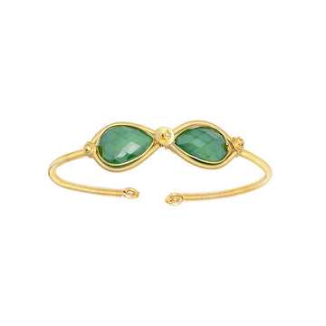 Elze Bracelet is one size fits all. Gold and Green bracelet. Handmade with Non-tarnish Gold plated wire and teardrop-shaped crystals. Minimalist Wire-wrapped bracelet.